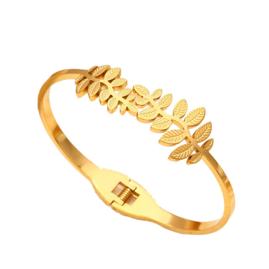 Golden Leaf Luxe Bangle(Adjustable)