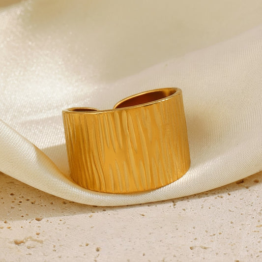 Wide Band Ring