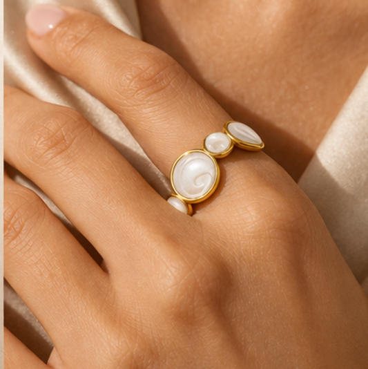 Celestia Glow Ring | 18K Gold Adjustable Ring